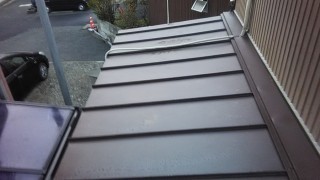 下屋根カバー工事