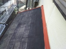 根塗装工事 下屋根 サビ塗り