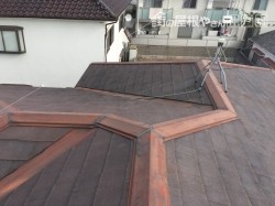 屋根、塗装前の様子