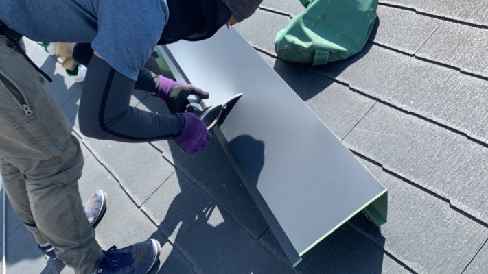 板金職人による板金加工