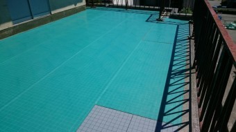 通気緩衝シート敷き込み完了