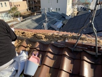 神戸市中央区 瓦の撤去 土の撤去