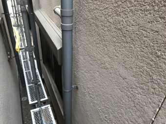 犬走のスペースがあまりない家屋はセンターアンチと使うこともあります