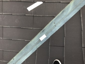 雨漏り 谷板金の養生