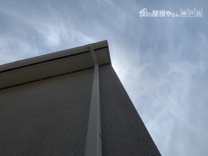神戸市東灘区 竪樋と集水器の外れ