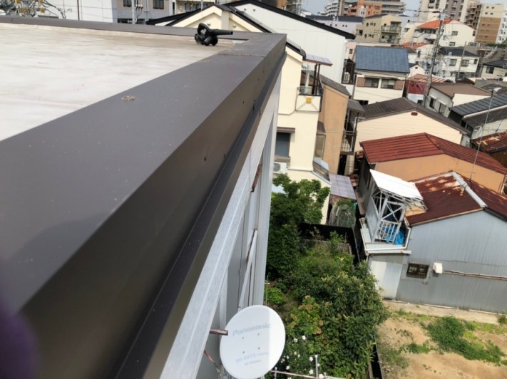 神戸市灘区 屋根修繕 笠木板金を新設
