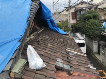 ガルバリウム鋼板製のタフワイド葺き替え