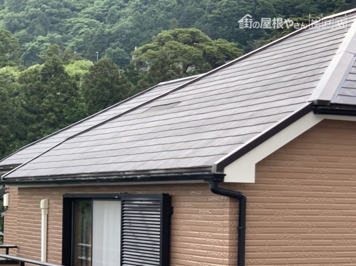 神戸市北区 屋根塗装をしているカラーベスト屋根