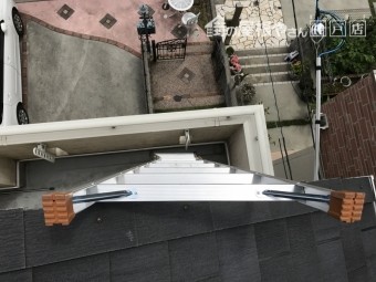 屋根補修用のはしご