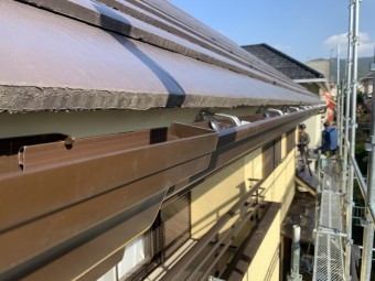 雨樋の脱落 pc77取付