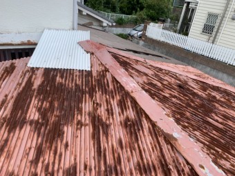 神戸市垂水区 トタン波板の現状