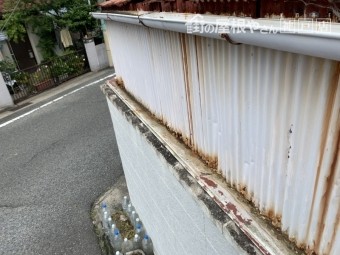 神戸市垂水区 壁トタン波板の様子