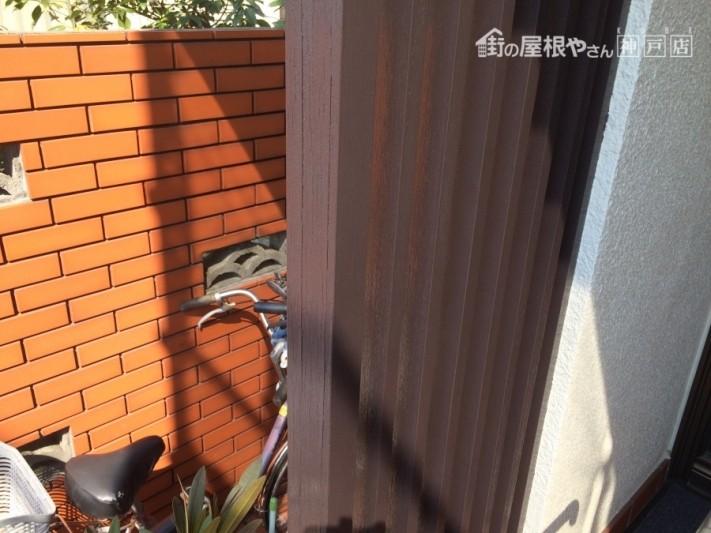 玄関先の木部も、綺麗に塗りあげました!
