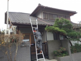 瓦屋根梯子掛け職人現地調査