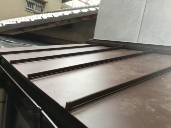 屋根カバー工事