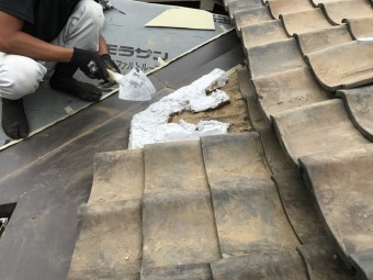 土の代わりに防水性のなんばんを置きます。