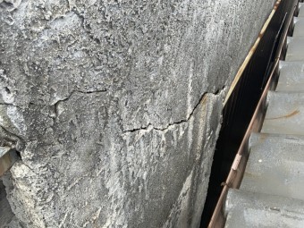 台風被害 構造クラック
