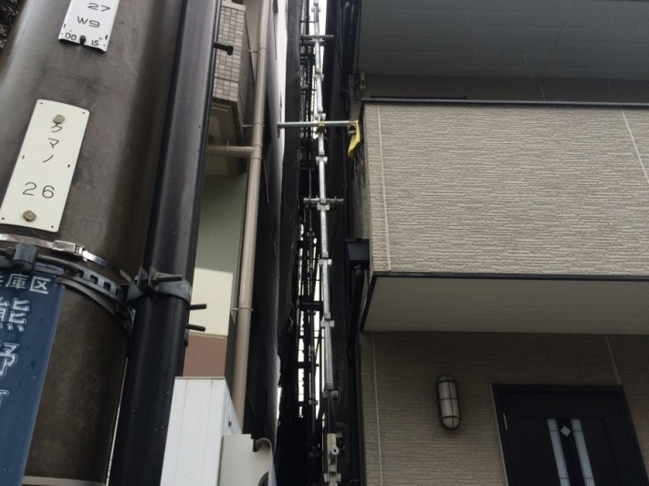 足場の解体 一面掛け