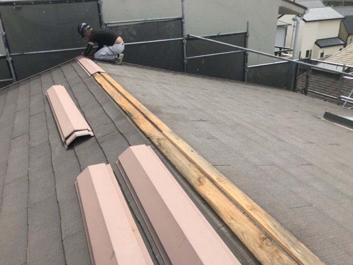 板金を撤去します。