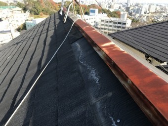 棟板金の捲れ