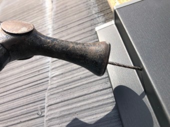 棟板金釘止め