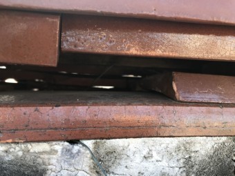 熨斗瓦の剥がれ