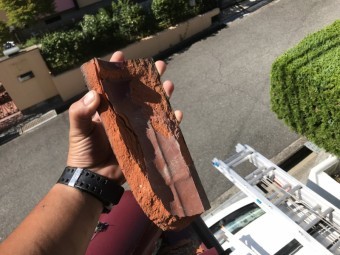 瓦割れ