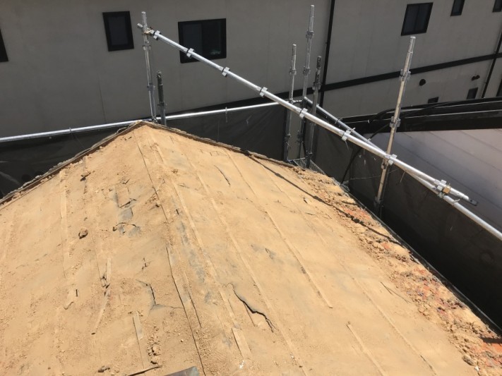 屋根材撤去完了