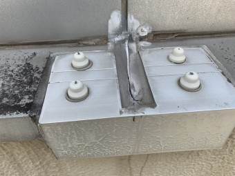 雨音軽減装置