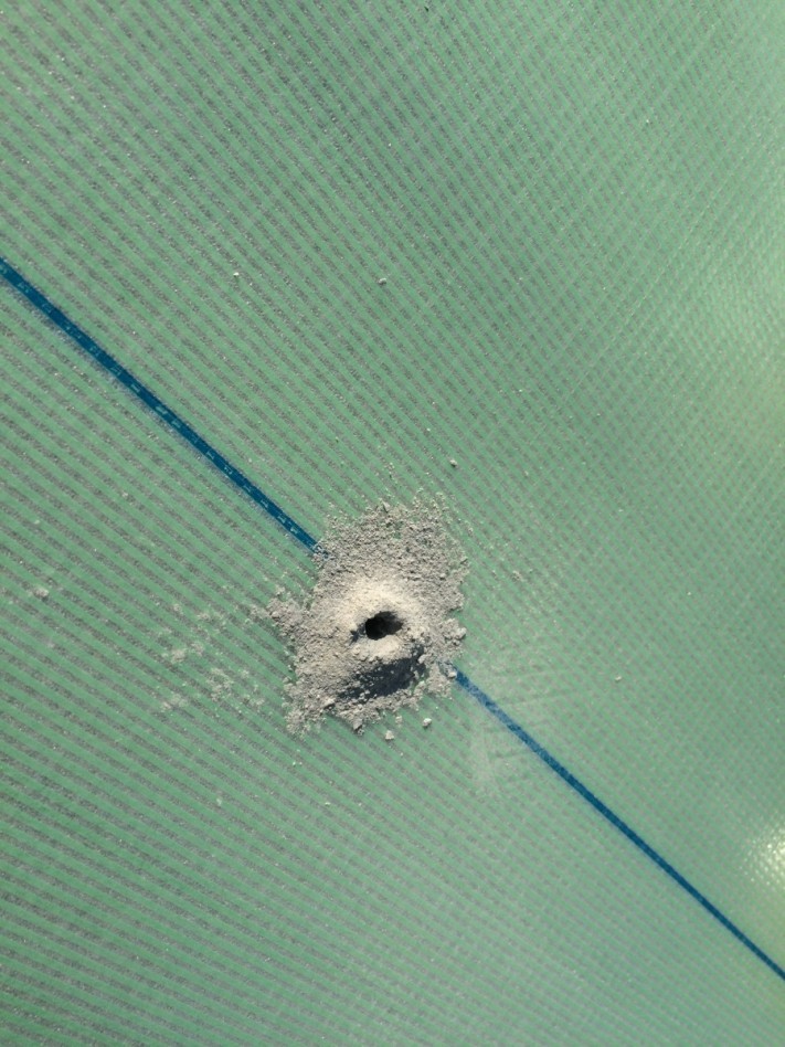 ドリル 穴完成