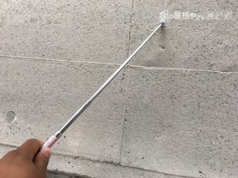 打診棒で腰壁調査