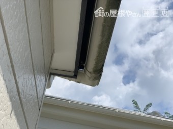 神戸市北区 雨樋の外れ
