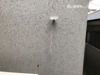 金物はⅬの折り返しを下に取り付けます。
