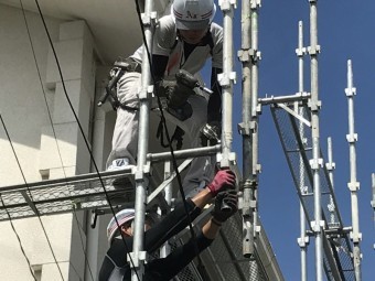 足場解体作業