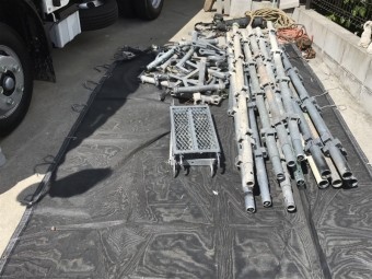 足場解体作業