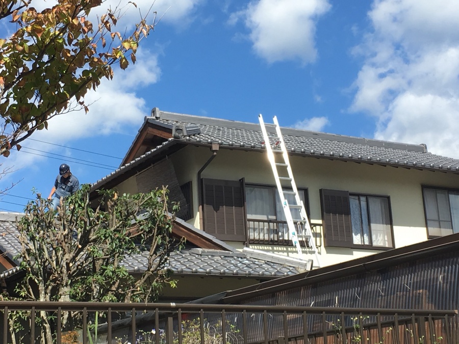 三田市　瓦屋根修理前に無料の屋根点検をおこないました