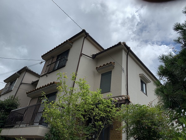 屋根修繕着工前