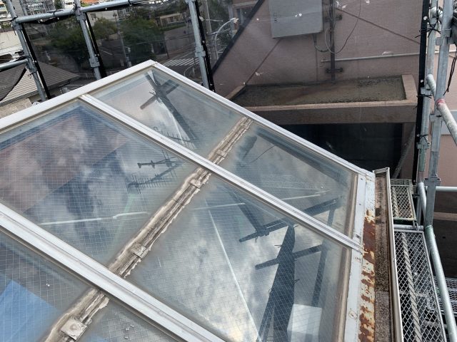 ガラス屋根